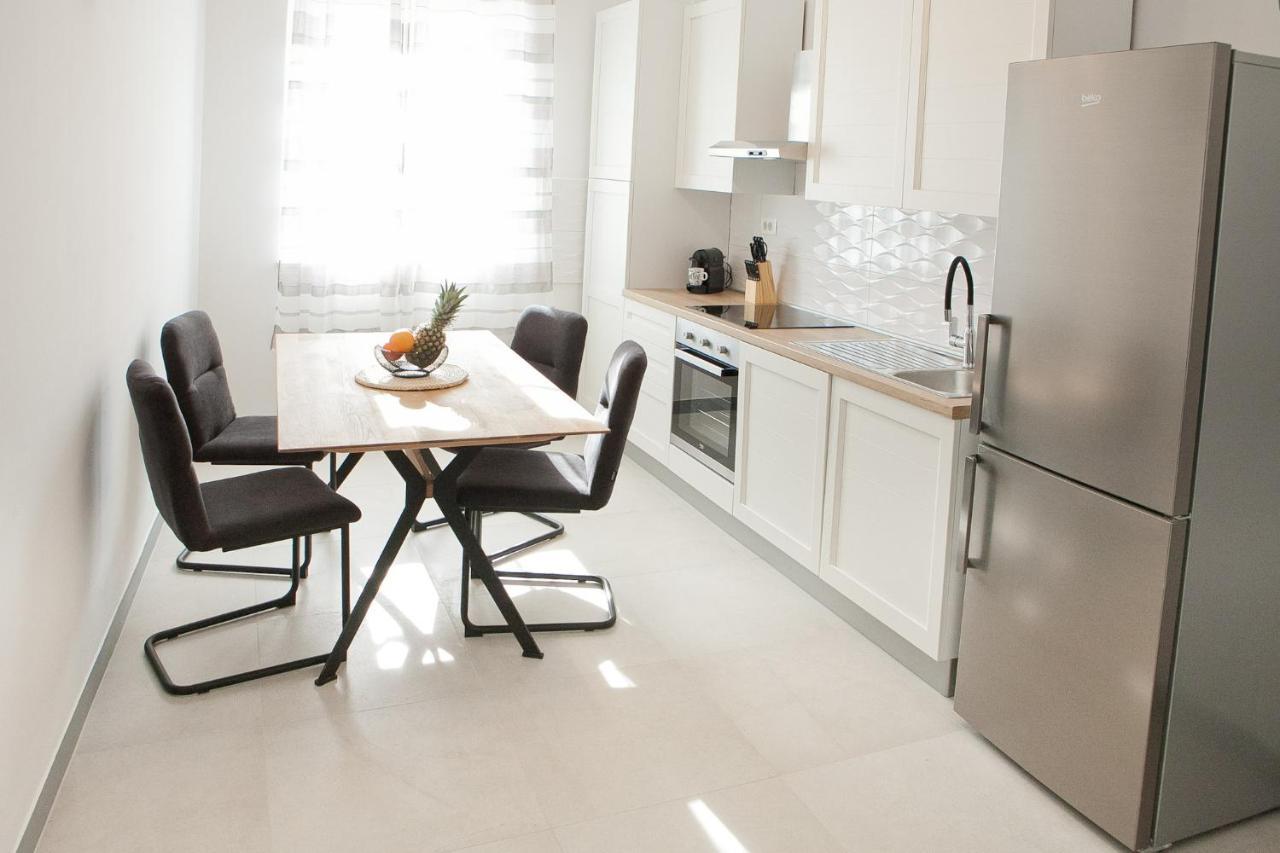 Apartment Mila Zadar Bagian luar foto